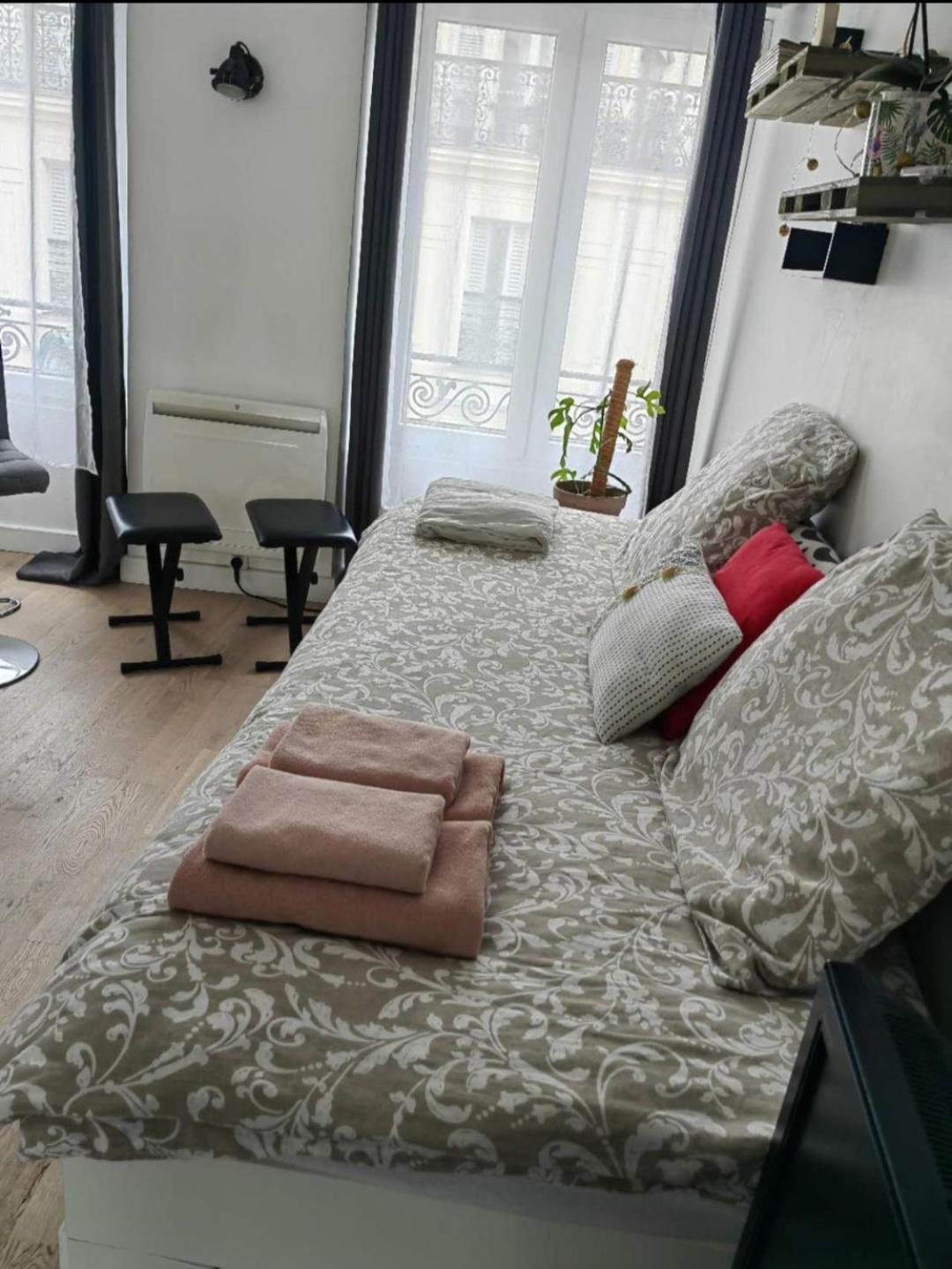 Escale Dans Le Haut Marais Paris Exterior photo